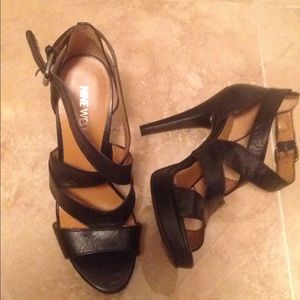 Nine West 5.5 leather heels